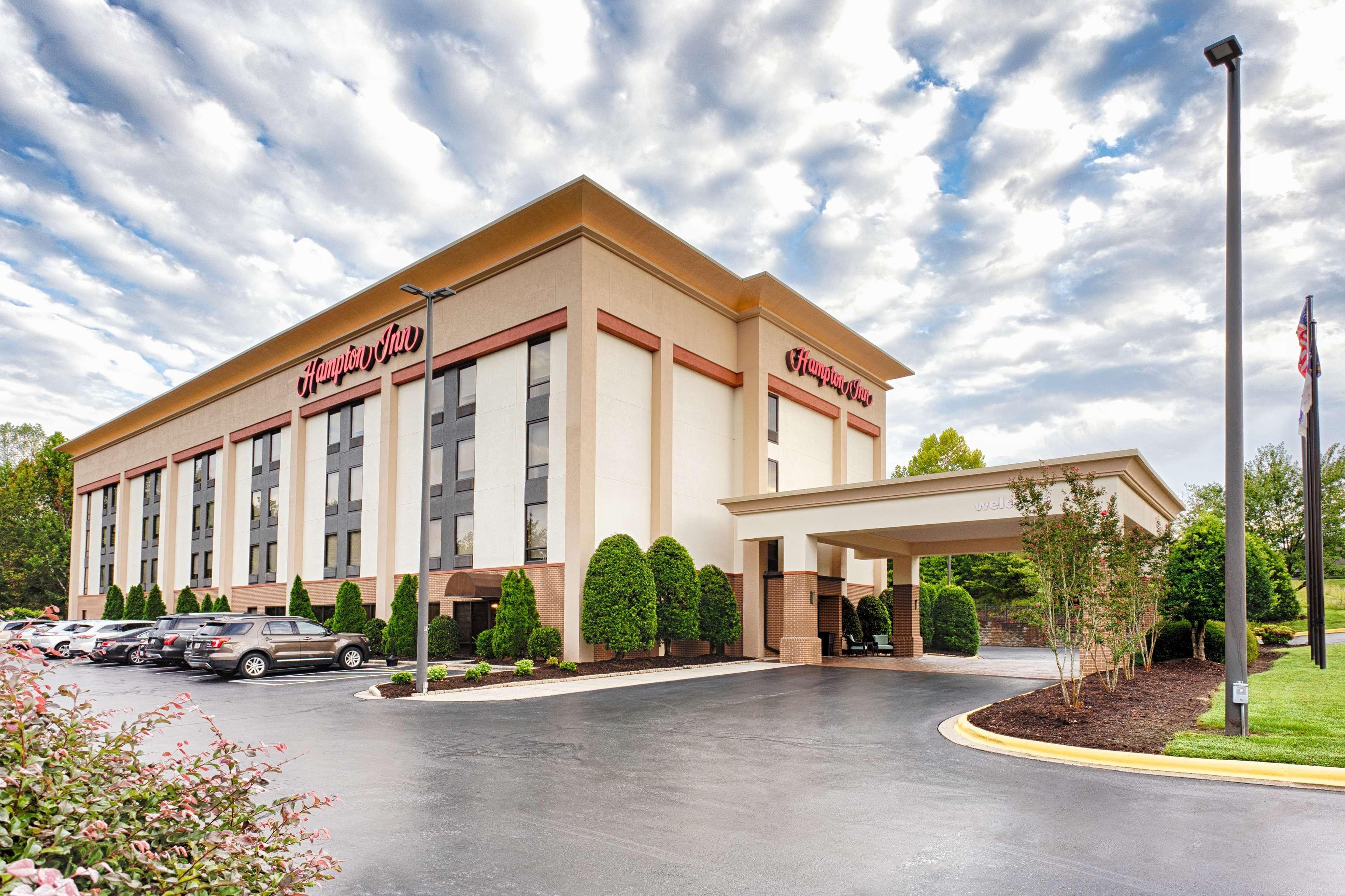 Hampton Inn Morganton Exterior photo