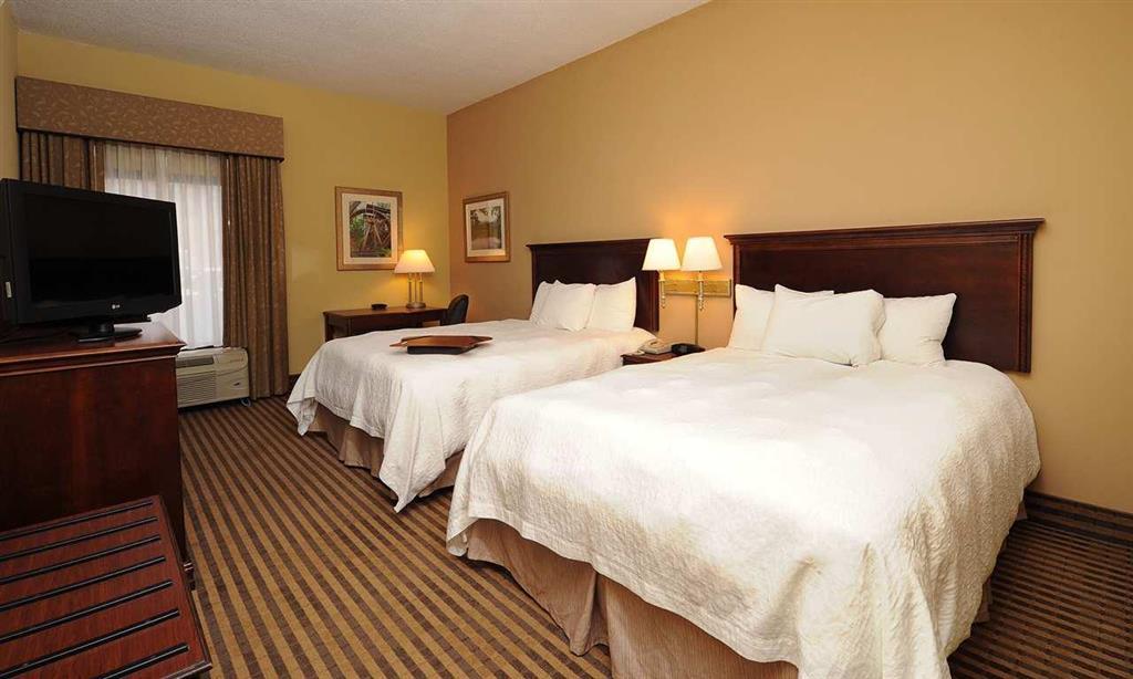 Hampton Inn Morganton Room photo